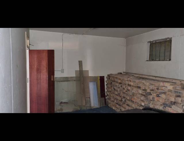 450M² OFFICE TO LET IN KRUGERSDORP CENTRAL